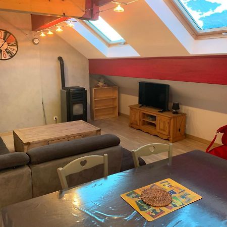 Apartamento Loft Sur Les Montagnes Saint-Michel-de-Chaillol Exterior foto
